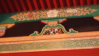 眠り猫で大渋滞