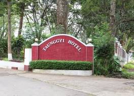 タウンジー ホテル