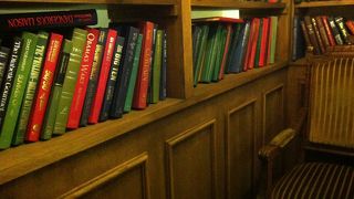 秘密の図書室がお洒落