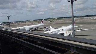 成田空港第２ターミナル見学デッキでございます