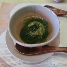 海老蓮根饅頭　抹茶あんかけ