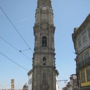 旧市街とのシンポル的な塔です。