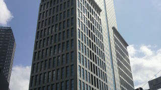 山王パークタワーは、外堀通りに面している超高層ビルで、地下鉄に直結している便利なビルです。