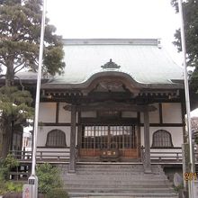 日蓮宗の「長遠寺」です。