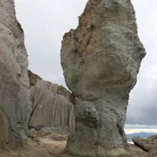 「如来の首」と言われる岩。