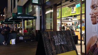 オーガニックなどこだわりいっぱいのお店です。