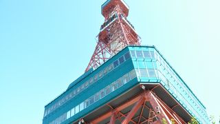 大通り公園とともに、札幌中心街のオアシス