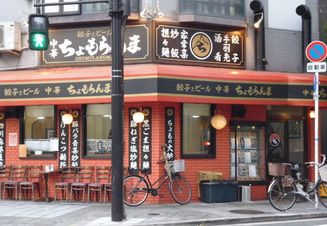 大阪福島で異彩