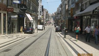 ショッピング通りでしょう。