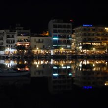 夜も素敵です。治安もよくて。