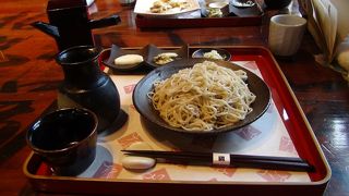 木内酒造大正蔵の中で作った手打ちの蕎麦が美味しい