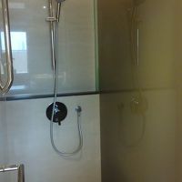 シャワーブース