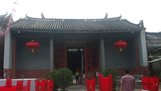 氏宗祠と並んで国慶節の際はお祭り騒ぎになります