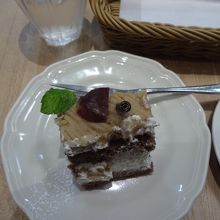 モンブランの半分。