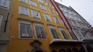 通り過ぎないよう注意