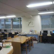 検索した沖縄戦関係資料は、室内で閲覧できます。