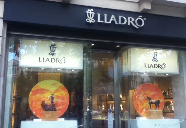 リヤドロ (グラシア通り店) クチコミ・アクセス・営業時間 リヤドロ (グラシア通り店) クチコミ・アクセス・営業時間