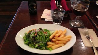 各種ベルギービールあり