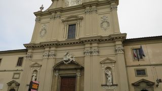 ファサードがきれいになりました