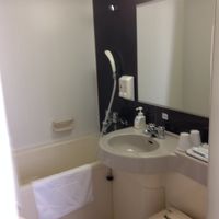 ちょっと狭かったです。