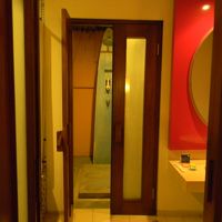 奥は独立シャワーブース