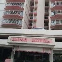 ピンク色のホテル