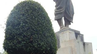 シームアン寺院に隣接してあります