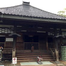 30分間隔での寺内説明、事前予約要(特に週末)