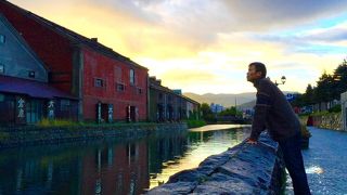 朝焼けの小樽運河が最高