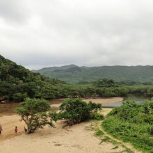 手頃で少し寄るのによし！
