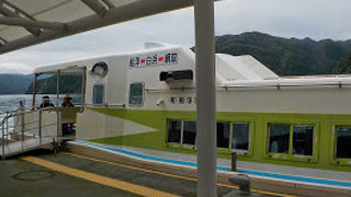 船浮へのアクセス港