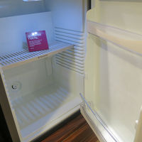 冷蔵庫は空っぽ