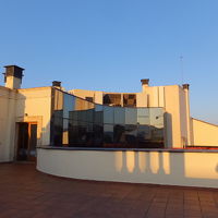 バルコニーから部屋方向（朝です）