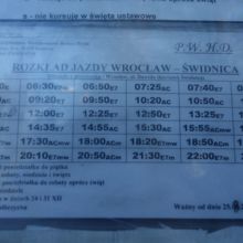 ヴロツワフ→シフィドニツアのバス時刻表