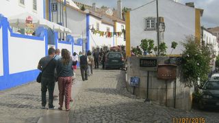 町の一番のにぎやかな通りです。