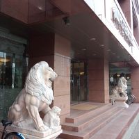 三越のような外観。。。