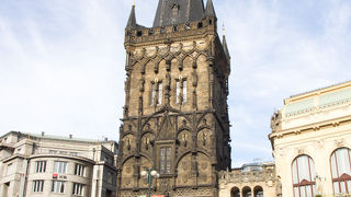 旧市街への入り口