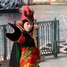 ヴィランズの手下役のダンサーさん 