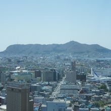 五稜郭タワーから眺めた函館山