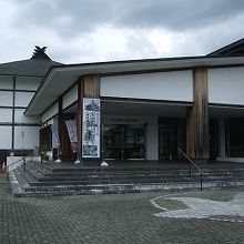 道の駅七ヶ宿の敷地内にあります