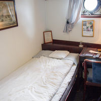 客室は船内です