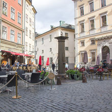 賑わっています