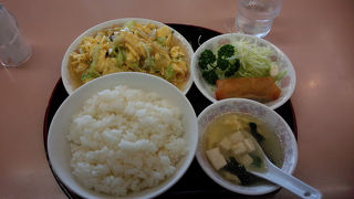 平日昼は常連客多い。