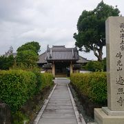 年老いた小野小町の像が保管されている寺