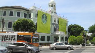 ラプチャーティポック王 (ラーマ7世)博物館