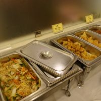 食べ物はまぁまぁ。