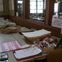 団扇などの和紙に絵付け体験もできます