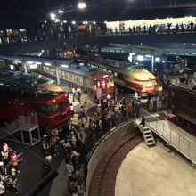 懐かしの電車もいっぱい