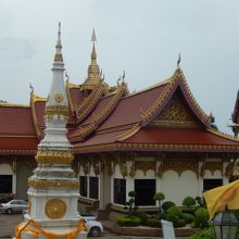 ワット・ポーチャイ境内