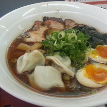 さんまラーメン全部のせ